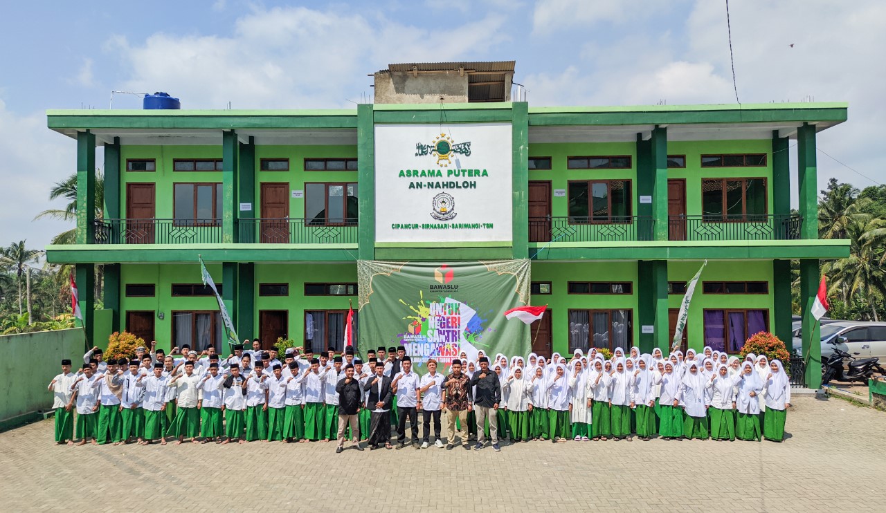 foto bersama santri Al-Hamidiyah