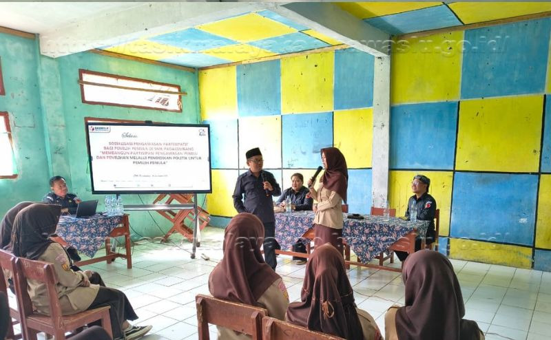 SMK Padakembang