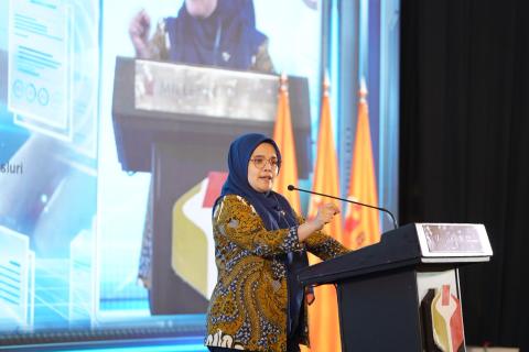 Lolly Suhenti